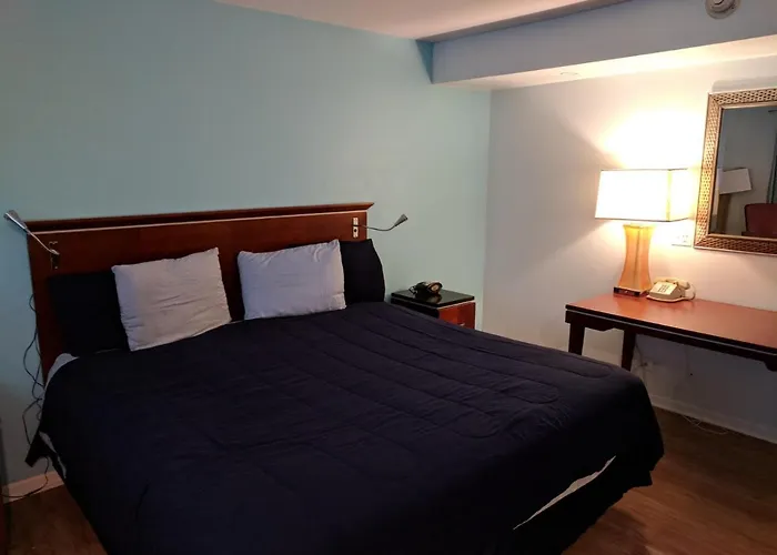 Hotel Skylark Chicago